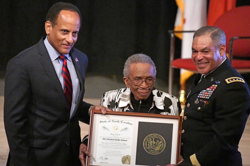 Elizabeth receiving her award