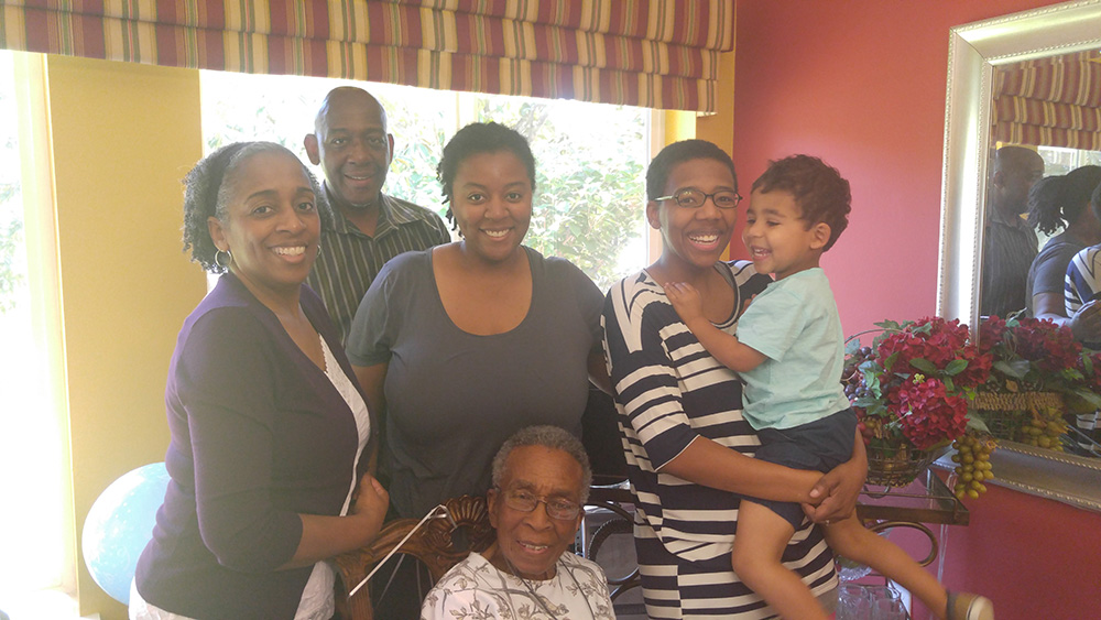 Elizabeth with family and grandkids